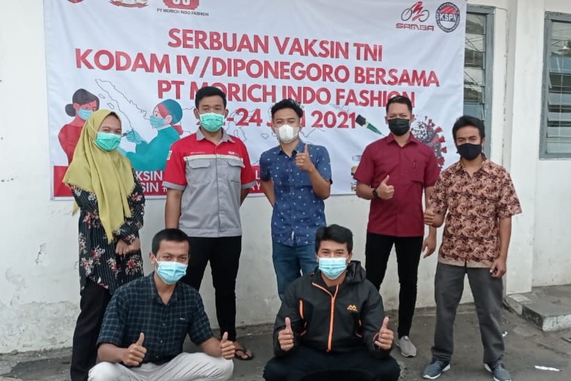 Dukung Program Pemerintah, Karyawan DUTATRANS Ikuti Vaksinasi Covid-19